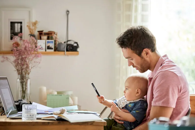 parent figuring out child's expenses